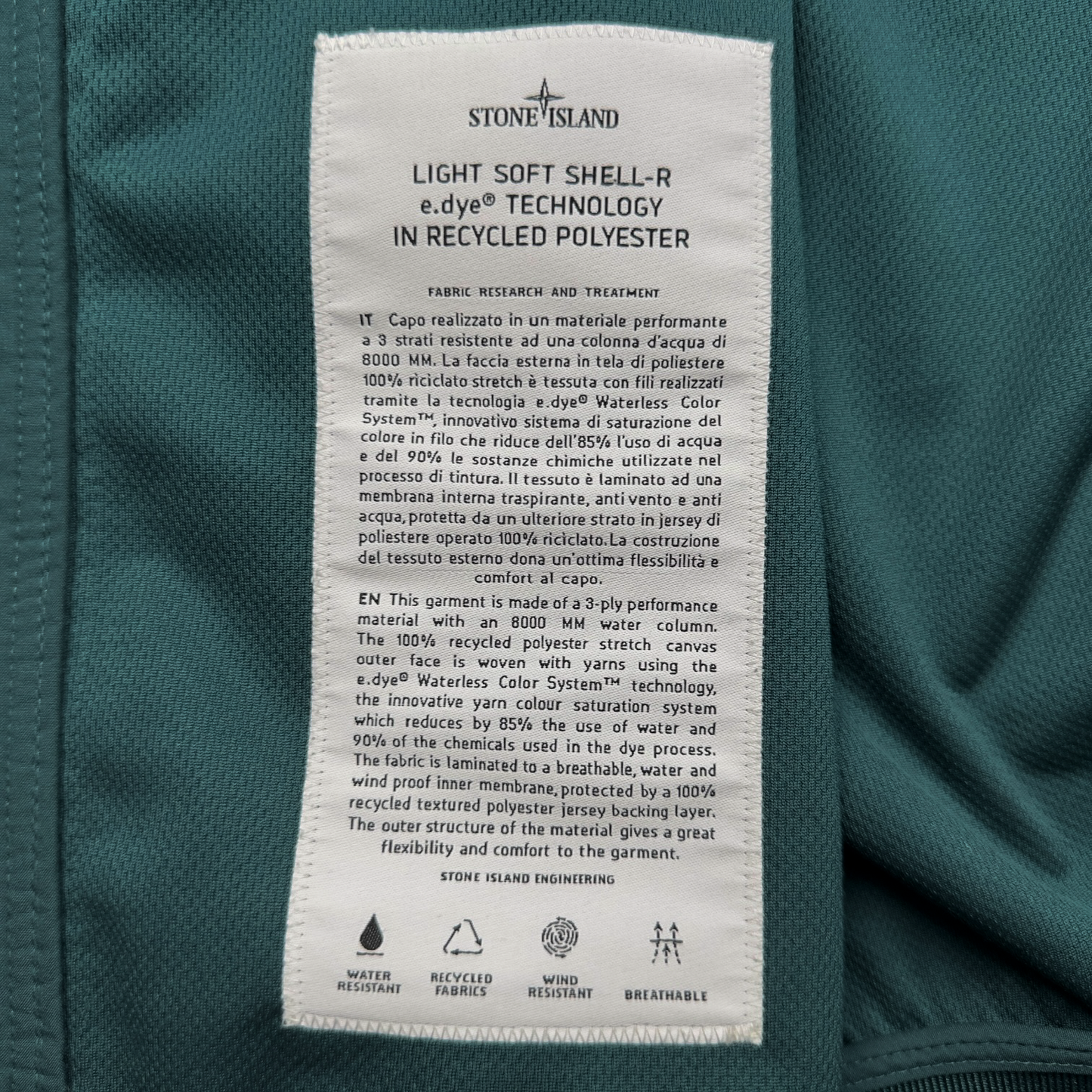 S/S 23 Stone Island Light Soft Shell-R Jacket with e-dye Technology - Dark Green