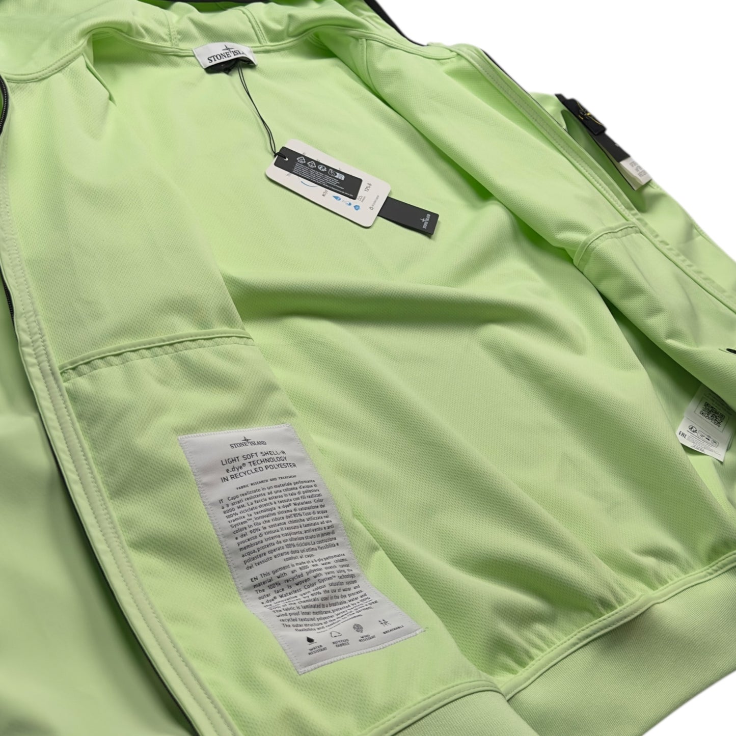 S/S 23 Stone Island Light Soft Shell-R Jacket with e-dye Technology - Mint Green