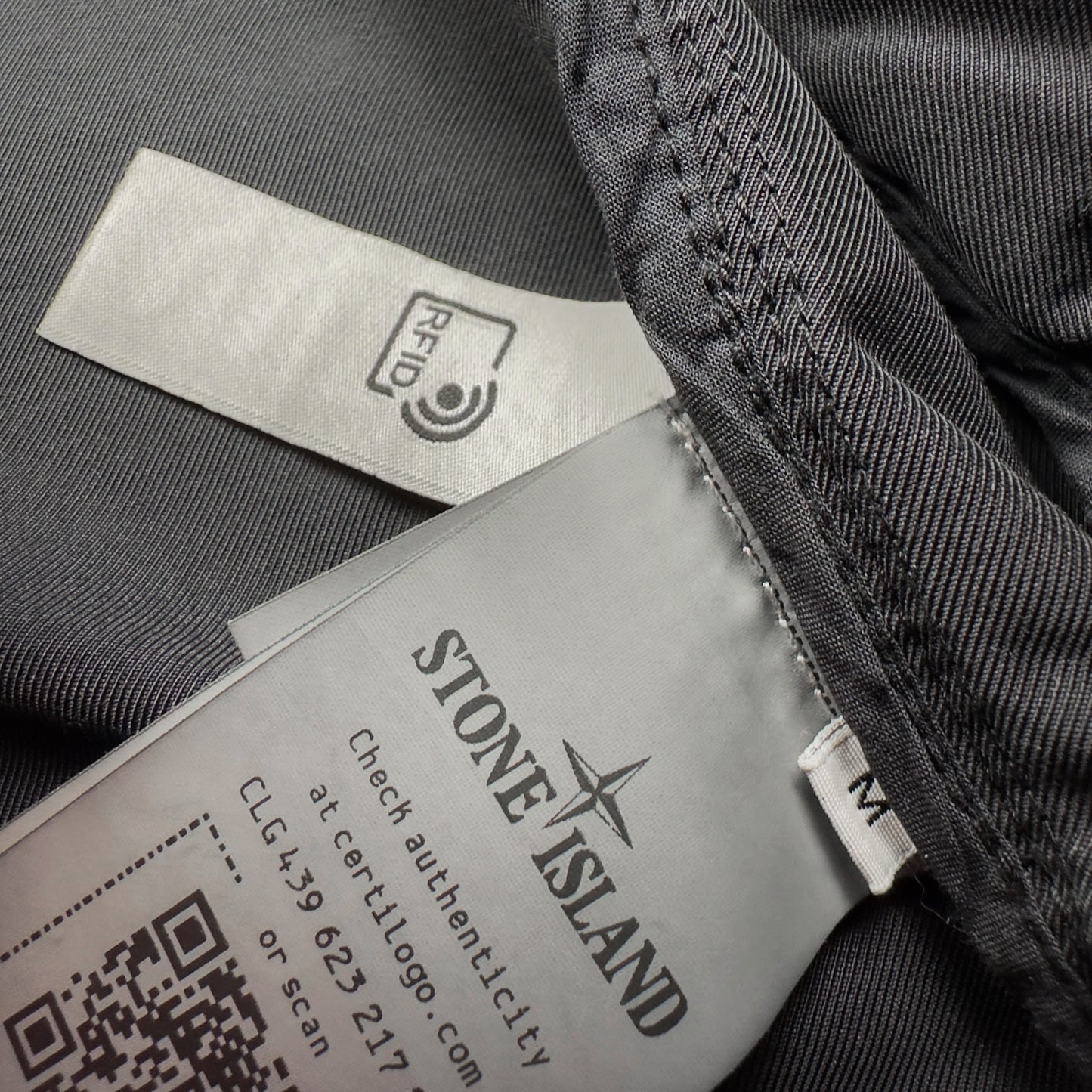 S/S 22 Stone Island Nylon Cotton Batavia 2/2 TC Jacket - Black