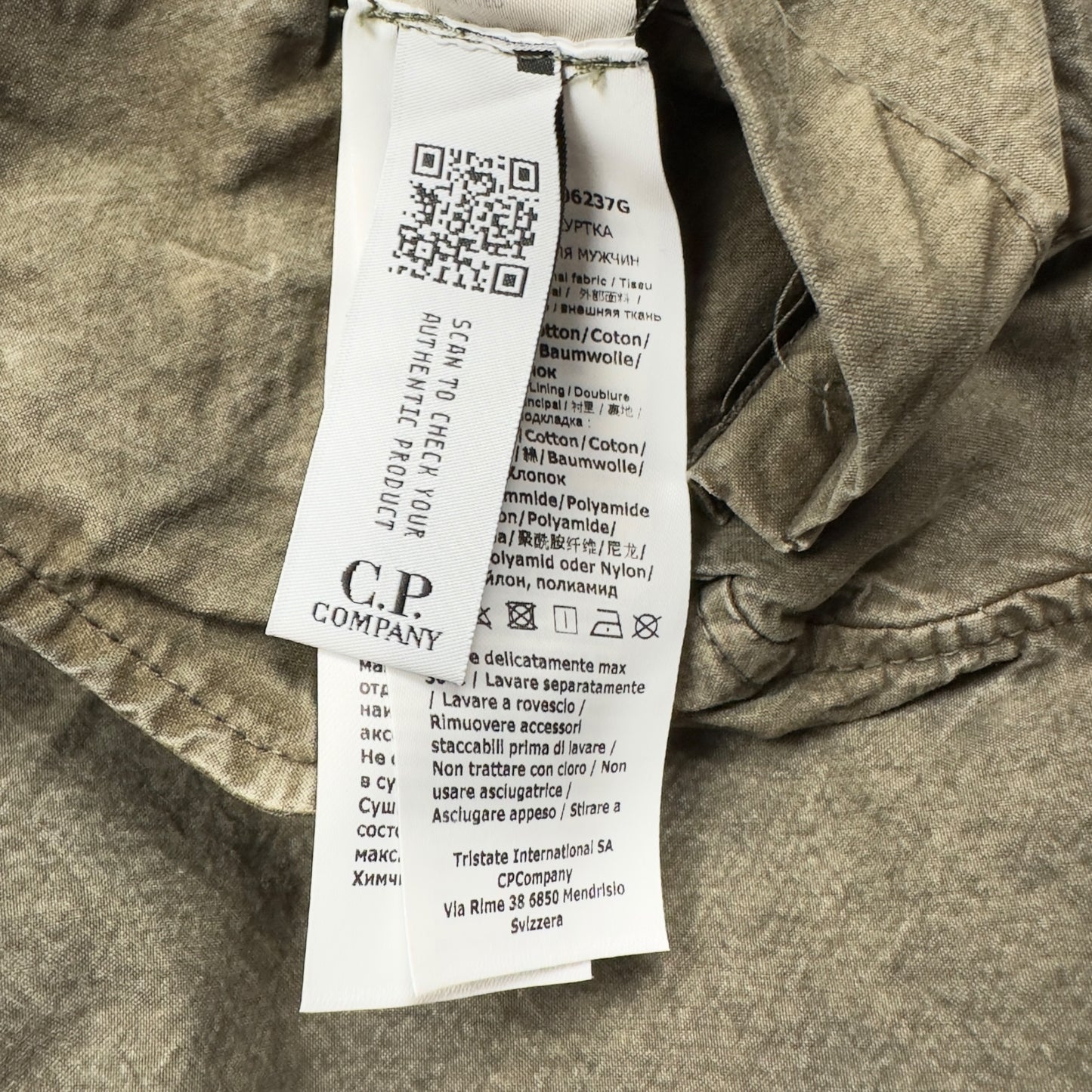C.P. Company Ba-Tic Wax Cotton Anorak Goggle Jacket