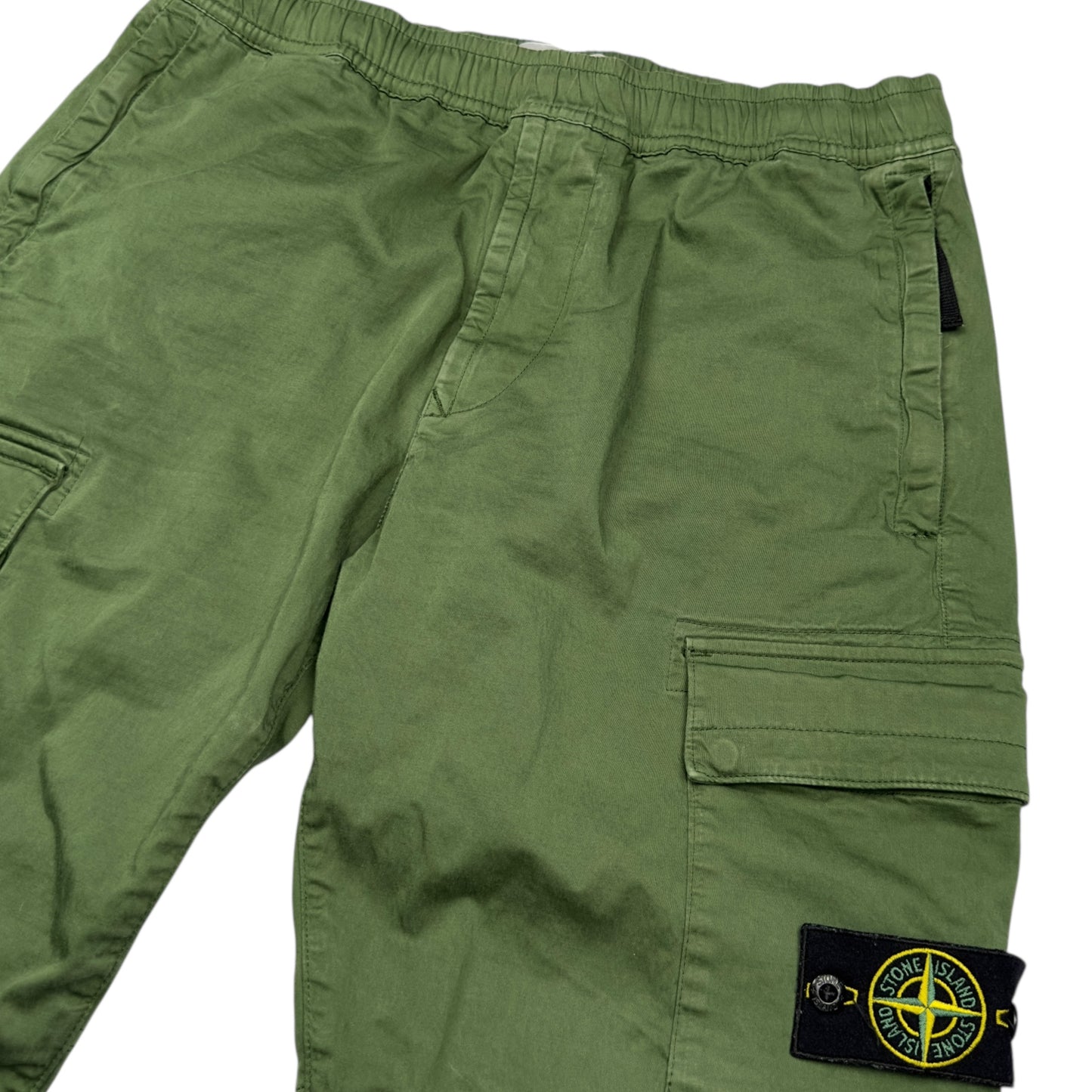 A/W 22 Stone Island Cuffed Cargo Trousers - Green