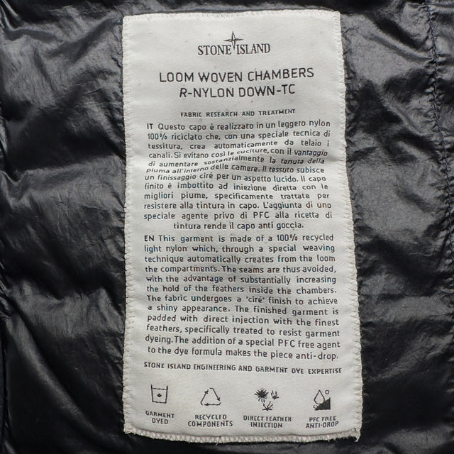S/S 24 Stone Island Loom Woven Chambers R-Nylon Down TC Puffer Jacket - Navy