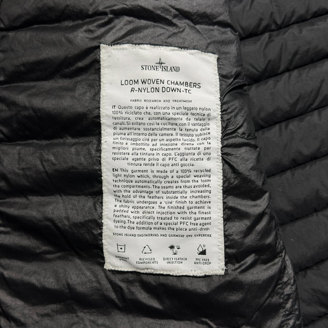 A/W 22 Stone Island Loom Woven Chambers R-Nylon Down TC Puffer Jacket - Black