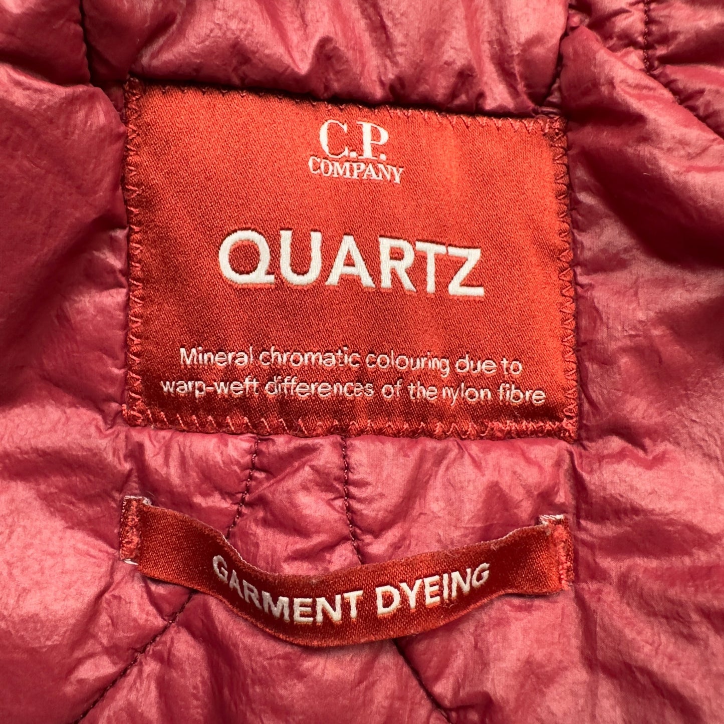 C.P. Company Quartz Goggle Jacket – Crimson Red / Black